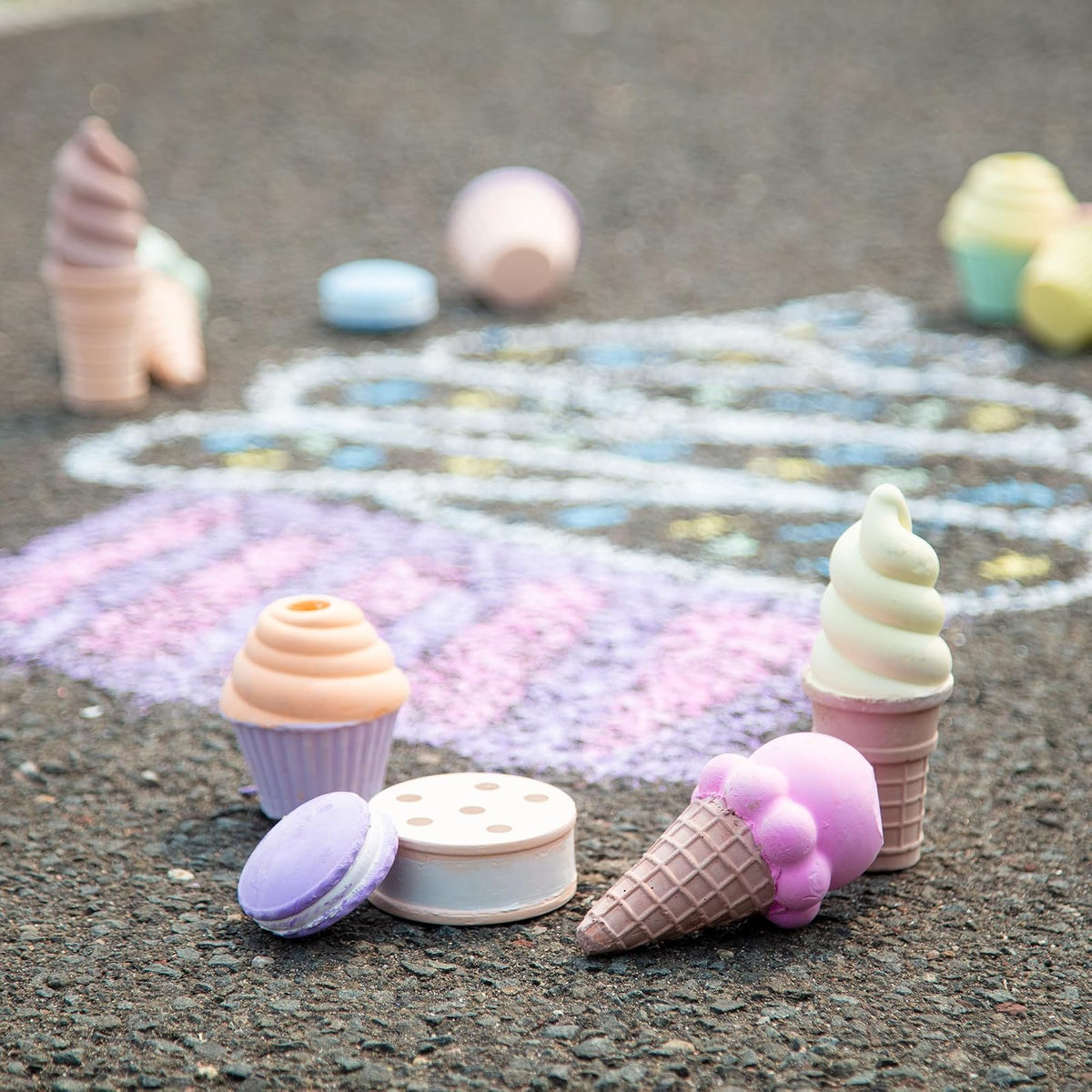 Melissa & Doug - Juego de tizas para helados y pasteles, artes y manualidades para niños, gis para acera para niños a partir de 3 años