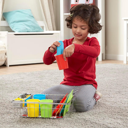Melissa & Doug ¡Juguemos de Casita! Juego para Lavar y Secar Platos, 4 Puestos de Mesa, USA con el Set de Cocina o por Separado (24 Piezas)