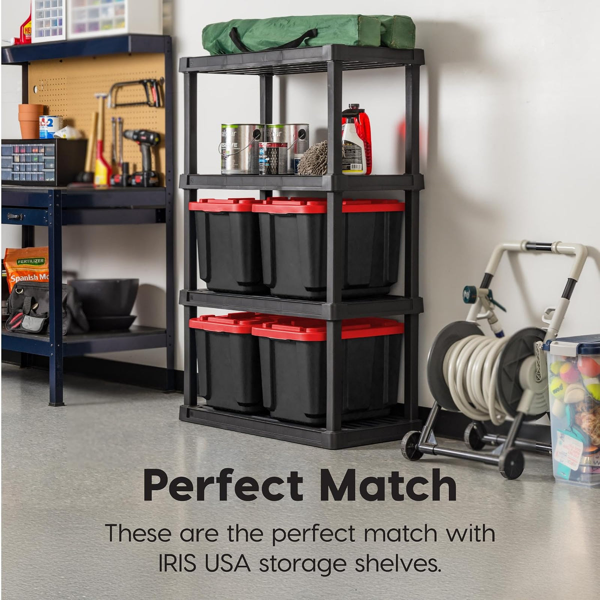 IRIS USA 4 Contenedores Resistentes de 12 Gal con Tapa, Rojo | Diseñado para equipo estacional y suministros. Forma apilable que aprovecha espacio en garajes y estantes.