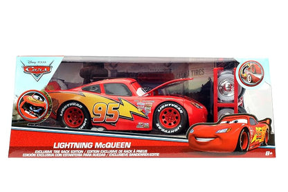 Disney Pixar Cars 3 1:24 Lightning Mcqueen Automóvil Fundido a presión con Estante para neumáticos (99751)