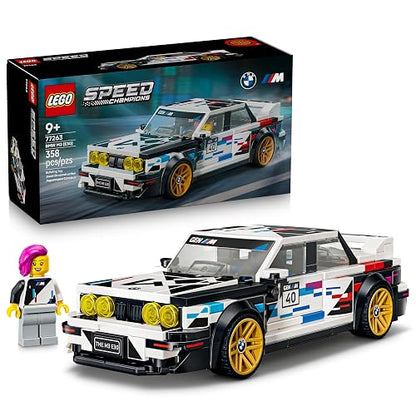 LEGO Speed Champions BMW M3 (E30) – Kit de Construcción para Niños y Niñas a Partir de 9 Años – Auto BMW de Juguete con Minifigura de Piloto – Réplica de Vehículo – 77263