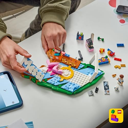 LEGO Editions Lionel Messi: Fenómenos del Futbol – Set de Construcción y Decoración – 43011