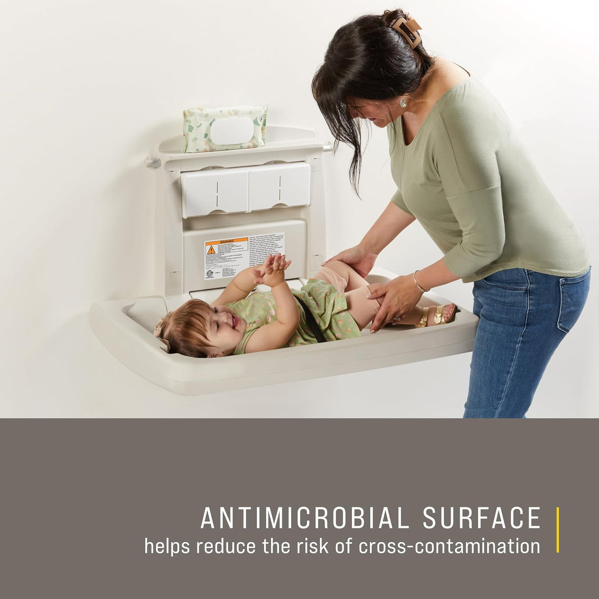 Rubbermaid Commercial Products – Cambiador para Bebé Horizontal con Protección Antimicrobiana, Estación de Polipropileno Plegable para Baños Públicos, Beige FG781888LPLAT