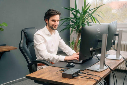 Verbatim USB-C Pro Docking Station 17 en 1 Hub Multiport Adaptador a HDMI 4K y 8K, USB-A y USB-C, PD 100W, AUX, Lector de Tarjetas para Mac/Windows Laptop y Co