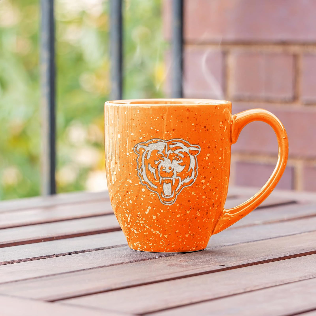 Rico Industries NFL Football Chicago Bears Alternate - Taza de café de cerámica moteada grabada con láser de 16 onzas