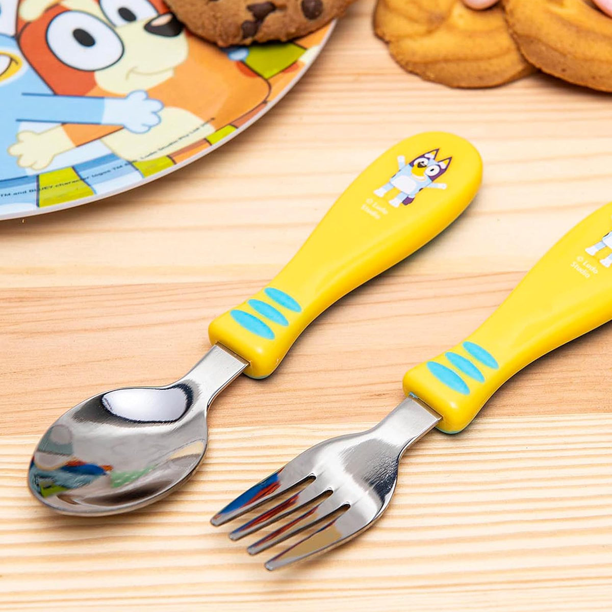 Zak Designs Bluey - Juego de cubiertos para niños con divertido arte de personajes en ambos utensilios, tenedor antideslizante y cuchara es perfecto para animar a los comedores exigentes a terminar