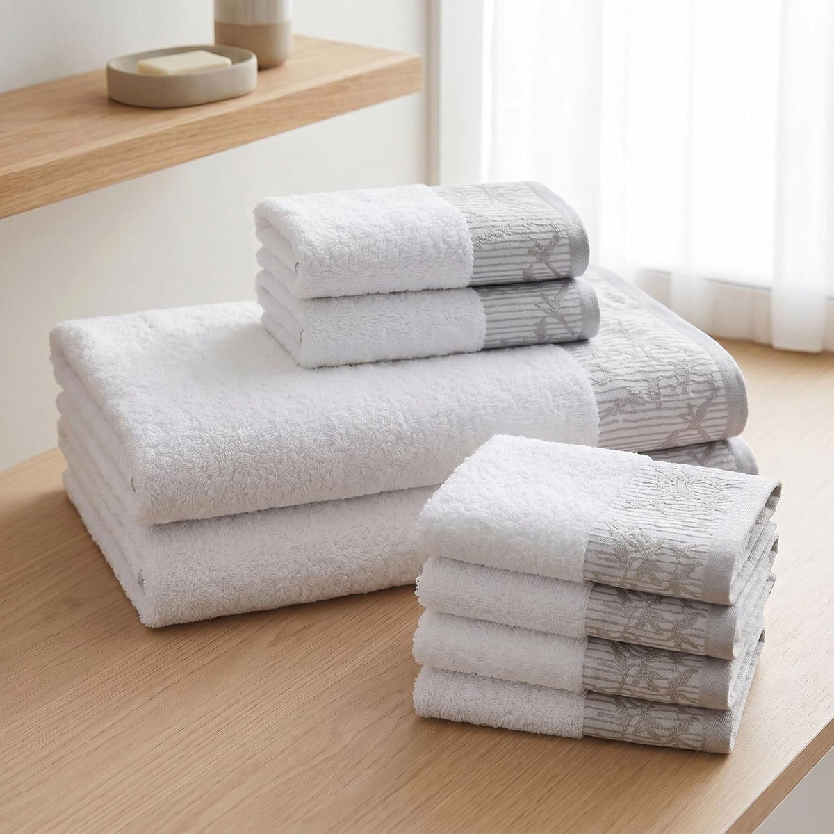 Superior Juego de Toallas de algodón de 8 Piezas, Borde Floral Jacquard Dobby, Secado rápido, baño Decorativo, Ducha, baño, Incluye 2 cuerpos, 2 Manos, 4 Toallas de Rostro, colección Wisteria, Blanco