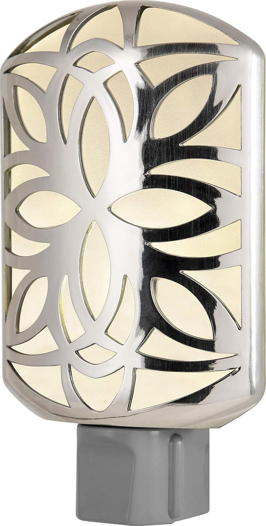 GE 11314 - Luz de noche LED decorativa, enchufable con sensor de anochecer a amanecer, blanco cálido, ideal para sala de estar, recámara, guardería, cocina o baño, níquel cepillado