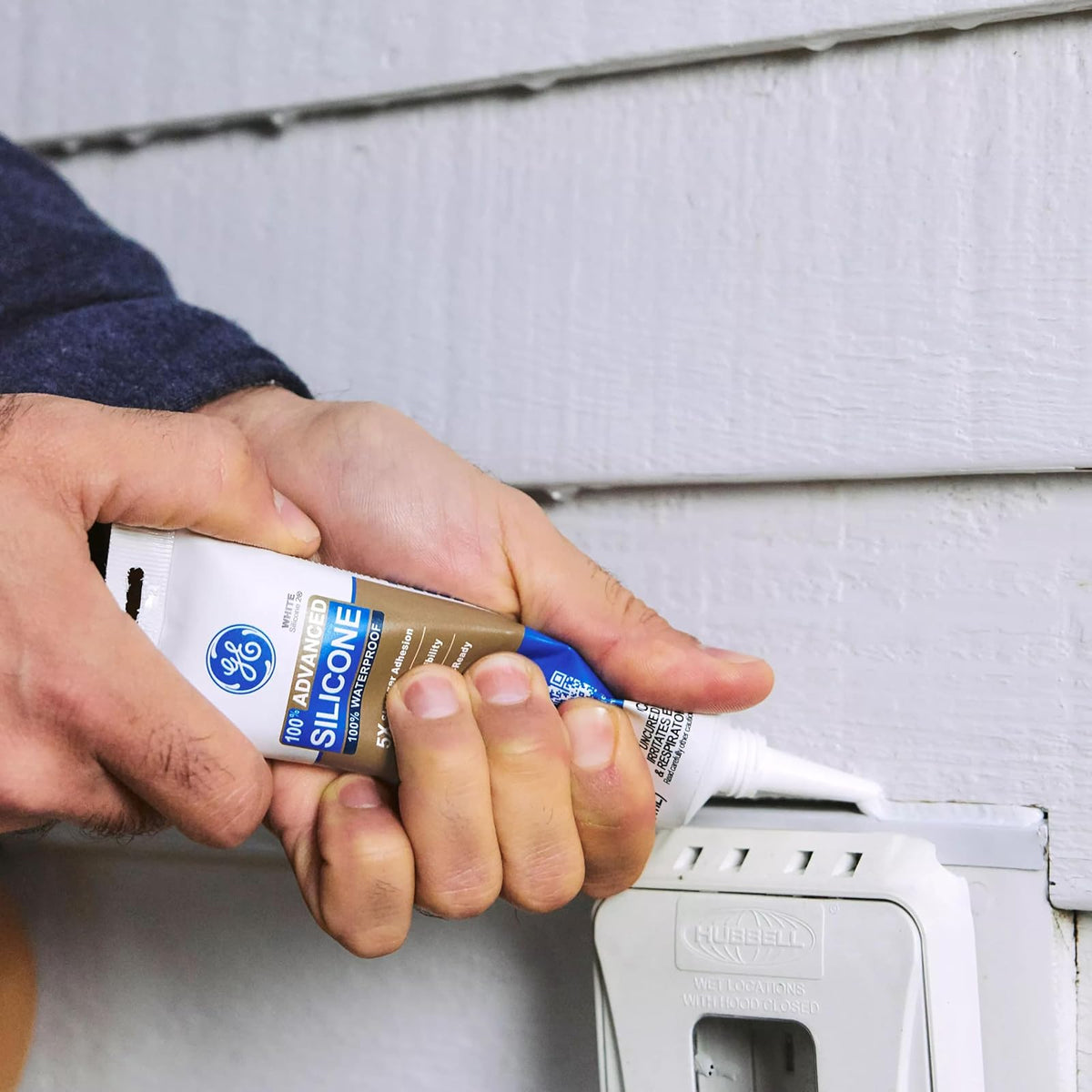 GE Advanced Calafaté de Silicona para Ventanas y Puertas | Blanco, 3.8 oz, tubo, 100% impermeable, 5 veces más fuerte, resistente a congelación