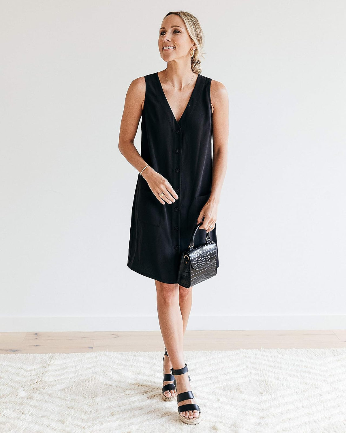 The Drop Vestido Sin Mangas Para Mujer, Con Cuello en V, Negro, por @jaceyduprie