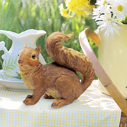 Design Toscano Scamper the Woodland Squirrel Outdoor Garden Statue, 7 Inch, Polyresin
