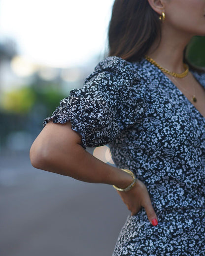 The Drop Vestido Cruzado Para Mujer, de Manga Abombada, Estampado Floral, por @paolaalberdi
