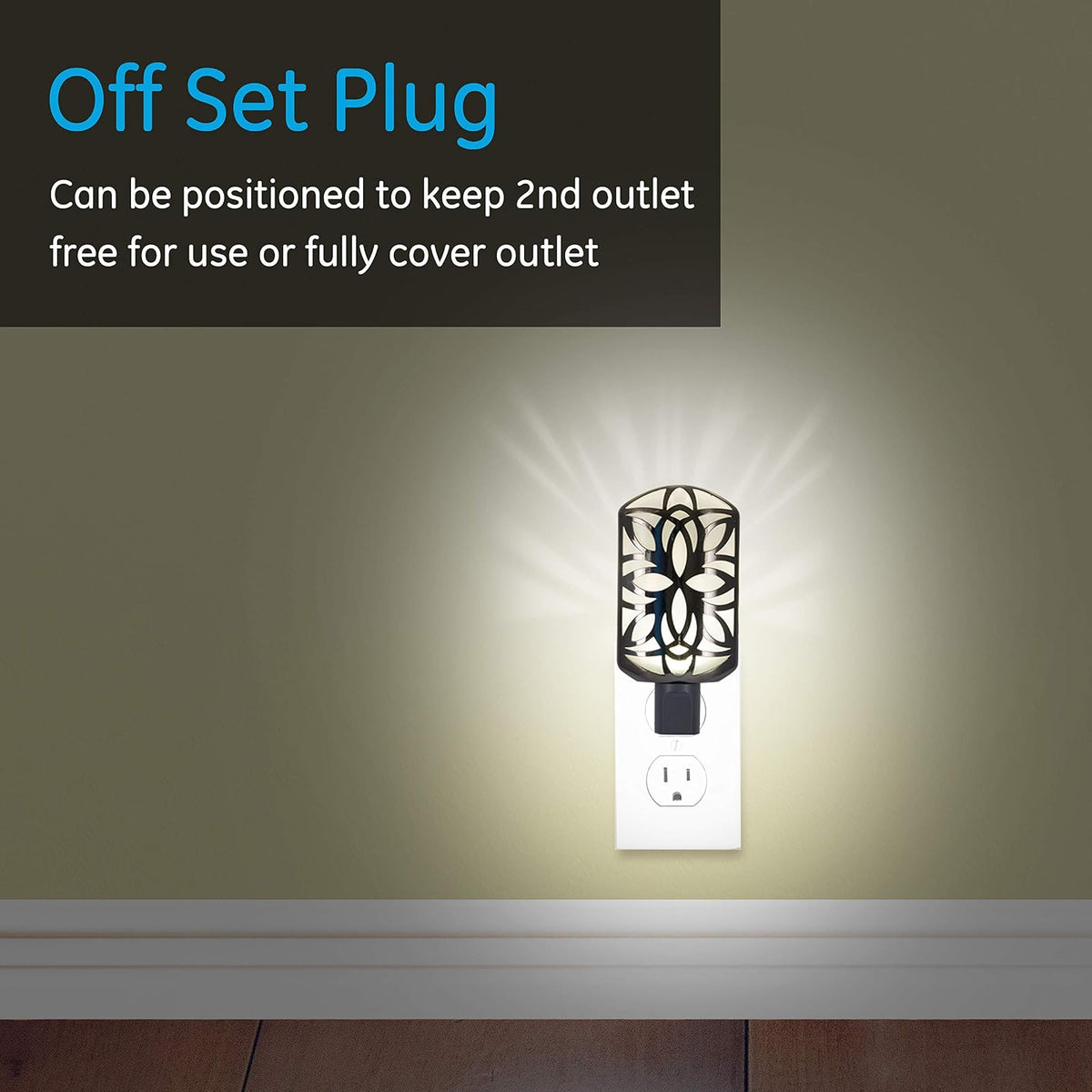 GE 11314 - Luz de noche LED decorativa, enchufable con sensor de anochecer a amanecer, blanco cálido, ideal para sala de estar, recámara, guardería, cocina o baño, níquel cepillado