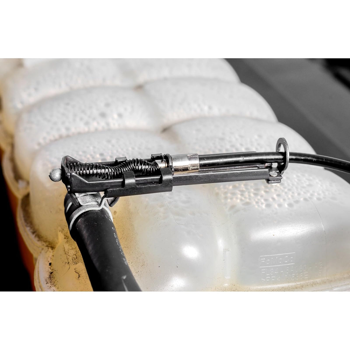 Powerbuilt 643091ECE - Alicates de abrazadera de manguera de ajuste de precisión con mango antideslizante, cable flexible de 24 pulgadas y mecanismo de bloqueo de carraca - Herramienta de abrazadera