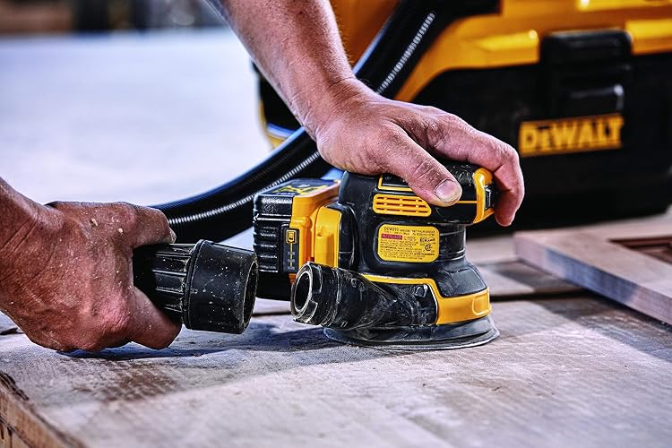 DEWALT Lijadora Orbital 5" (127mm), 20V máx., DCW210B