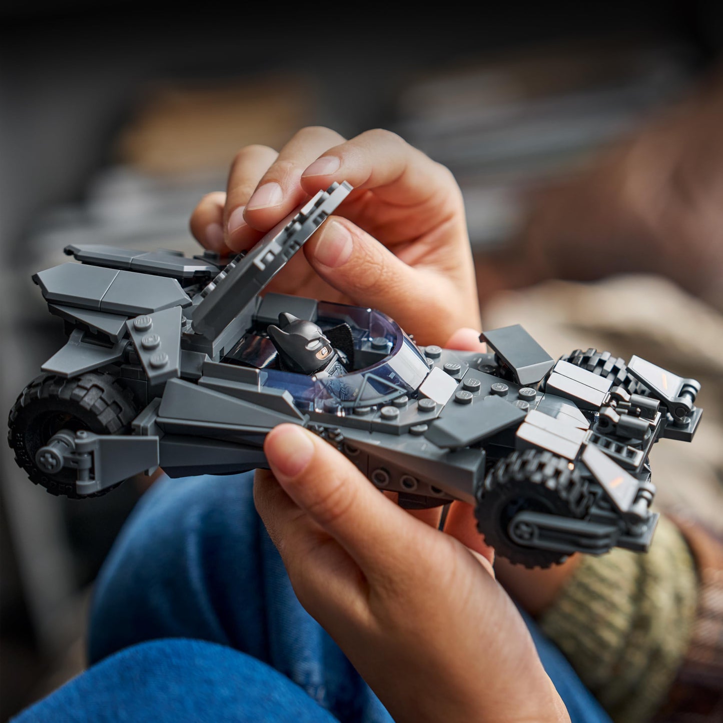 Lego DC Batman Batimóvil de Batman v Superman – Juguete – Kit de Construcción de Auto y Minifigura para Niños y Niñas Desde 9 Años – Coleccionable por el 20 Aniversario – 76331