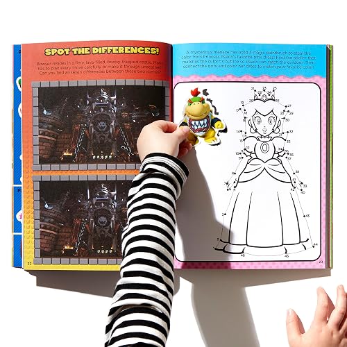 Super Mario Official Sticker Book (Nintendo®): Over 800 Stickers!