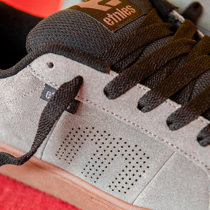 Etnies ((Kingpin)) Zapato para Patinar para Hombre