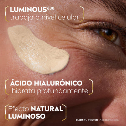NIVEA Luminous 630 Fluido con Color 3 en 1 Tono Medio (40 ml) - Enriquecido con Ácido Hialurónico y Vitamina E para una Piel Luminosa sin Manchas por Edad, Solares u Hormonales