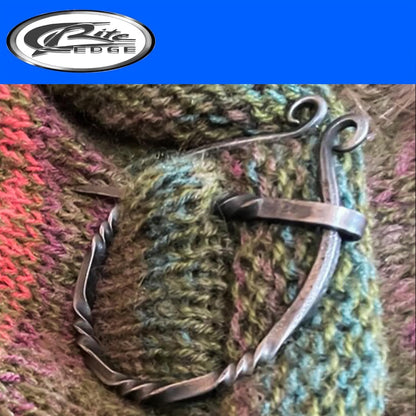 SZCO Supplies Medieval Cloak Pin