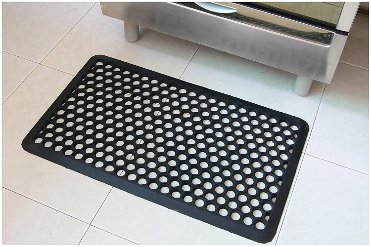 Tapete Antifatiga Mat Black 55 x 85 cm Perforado con Orillas Achaflanadas - Muy Confortable - Ideal para Colocarse en Entradas, Negocios, Puestos de Trabajo, etc.