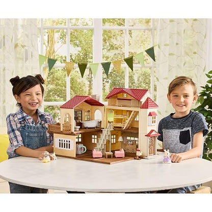 Calico Critters - Juego de Regalo para casa de Campo, Juego de casa de muñecas con Cifras, Muebles y Accesorios
