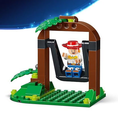 LEGO | Disney y Pixar Toy Story 5 Rancho Ecuestre de Blaze – Set de Construcción de Juguetes – Juego con Caballeriza Construible, Woody y Jessie para Niñas y Niños – 43304