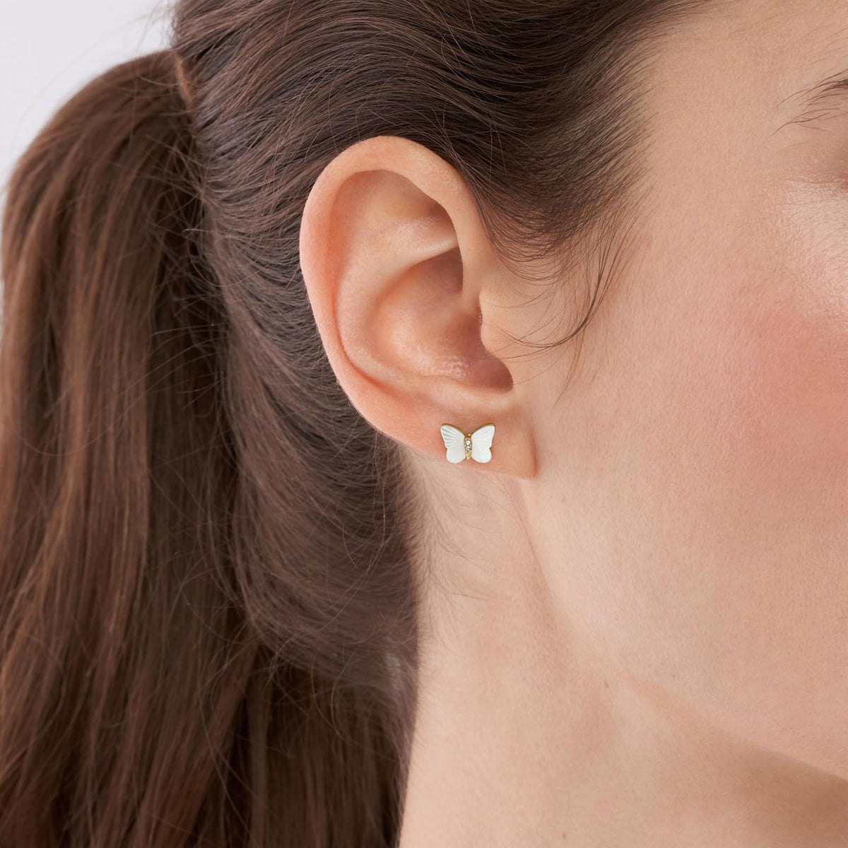 Aretes de botón Fossil Sutton JF04422710 de acero inoxidable de color dorado para dama