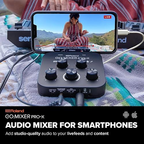 Roland GO:Mixer PRO-X Mezclador de audio portátil para crear vídeos musicales de sonido profesional, transmisiones en directo y podcasts con dispositivos móviles. (GOMIXERPX)
