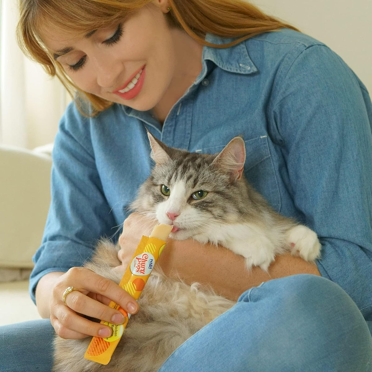 Churu Inaba Pops, Premios Cremosos para Gato, Sabor Atún, Bajo en Calorías, 6 Paquetes x 4 Tubos