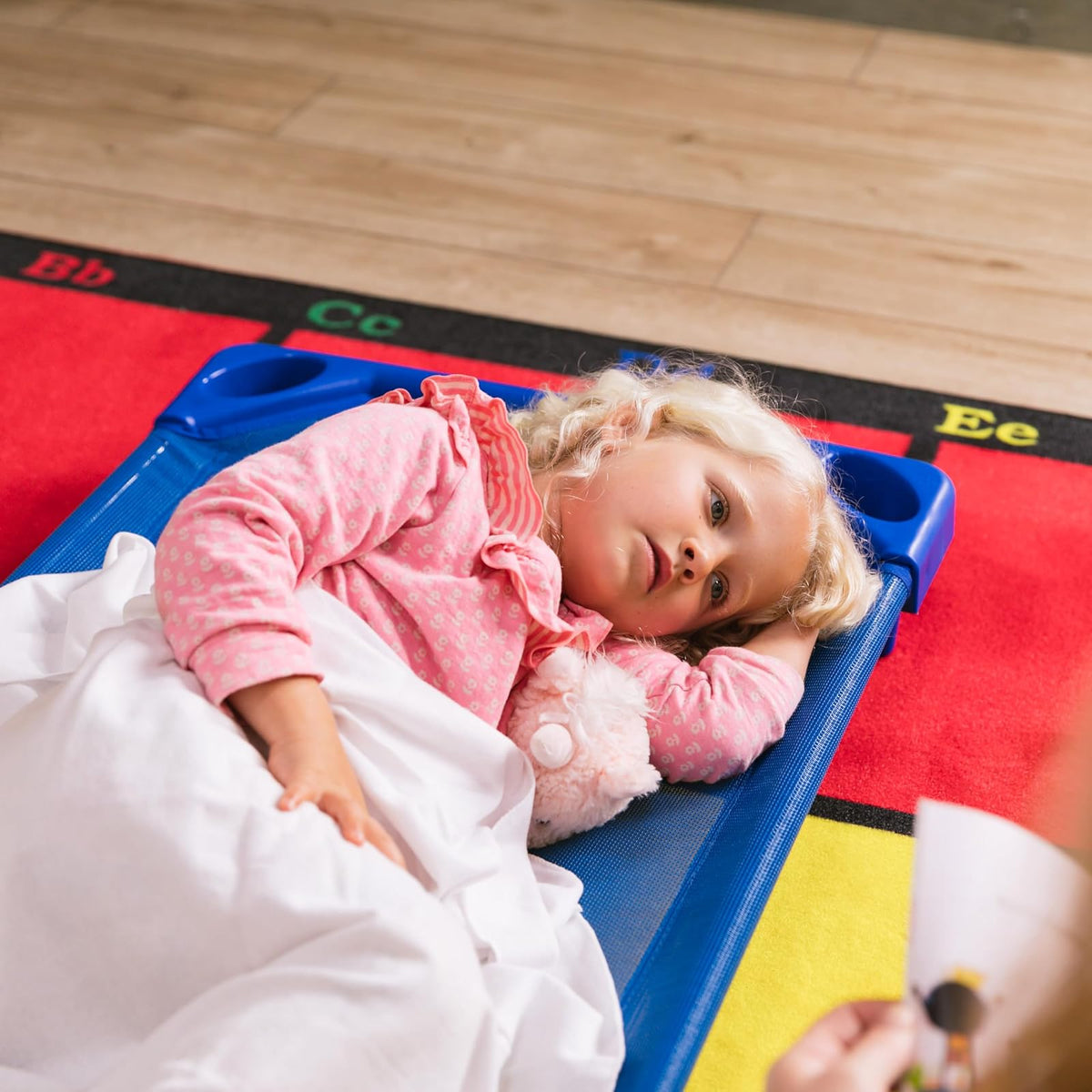 ECR4Kids ELR-026 - Manta de descanso para cuna de guardería para niños, color blanco (paquete de 12)