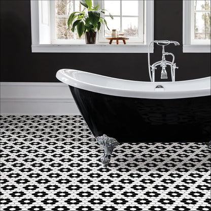 FloorPops FP3931 - Azulejos de piso para despegar y pegar, color negro