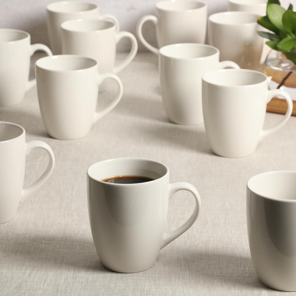 Gibson Home Great Essentials Tazas de Café 12 oz | Porcelana, Juego de 12 Tazas, Para Café con Leche, Té Caliente, Capuchino, Mocha, Expreso, Cacao