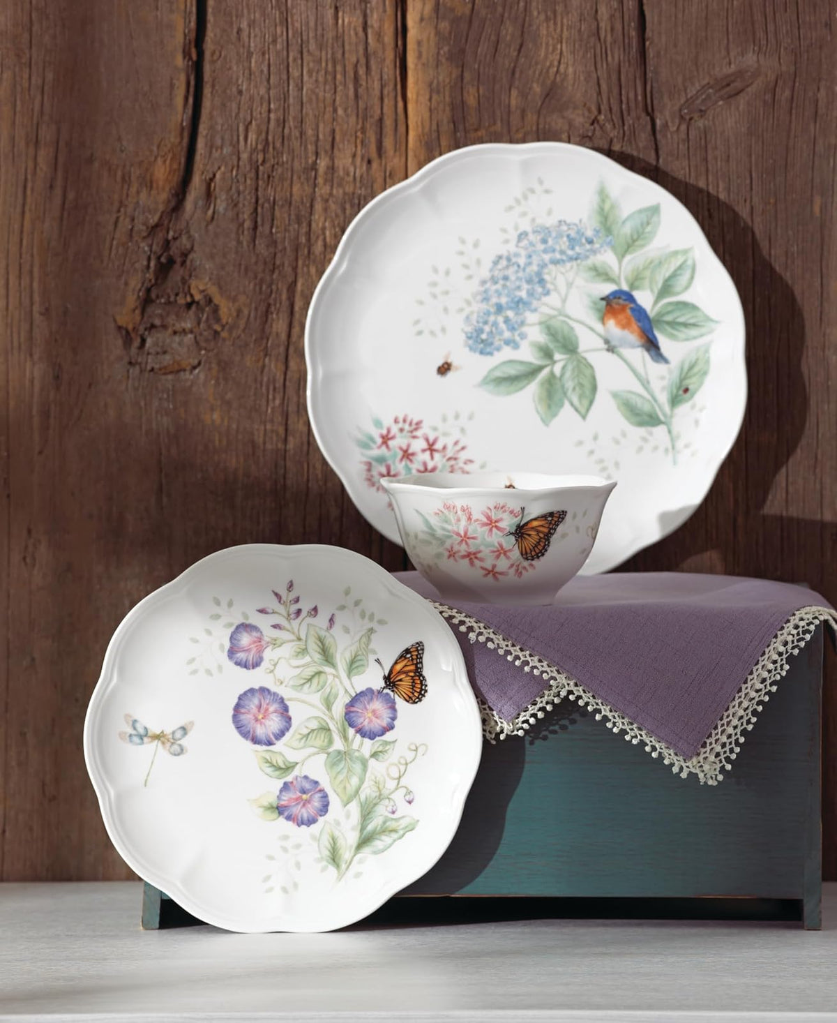 Lenox Vajilla Butterfly Meadow Flutter 12 Piezas para 4 Comensales, Porcelana Blanca, Diseños de Aves, Apta para Microondas