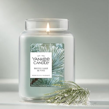 Yankee Candle - Vela perfumada en tarro grande con hasta 150 horas de tiempo de combustión, mezcla de cera de soja para una combustión más limpia y consistente, vela en tarro de 22 onzas con fragancia