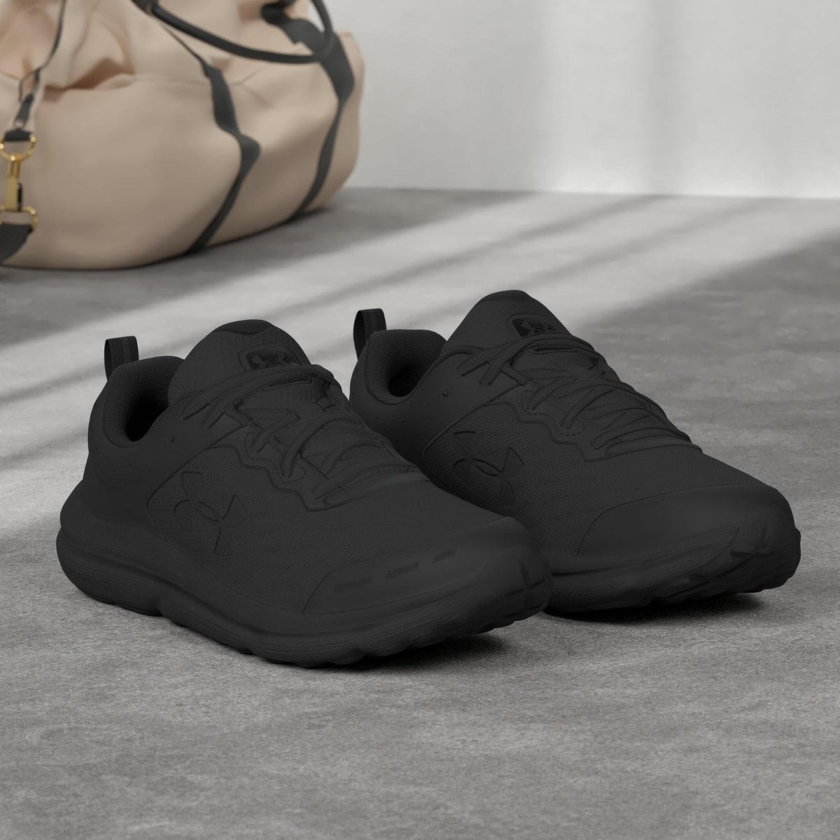 Under Armour UA Charged Assert 10 | Zapatos para correr de carretera