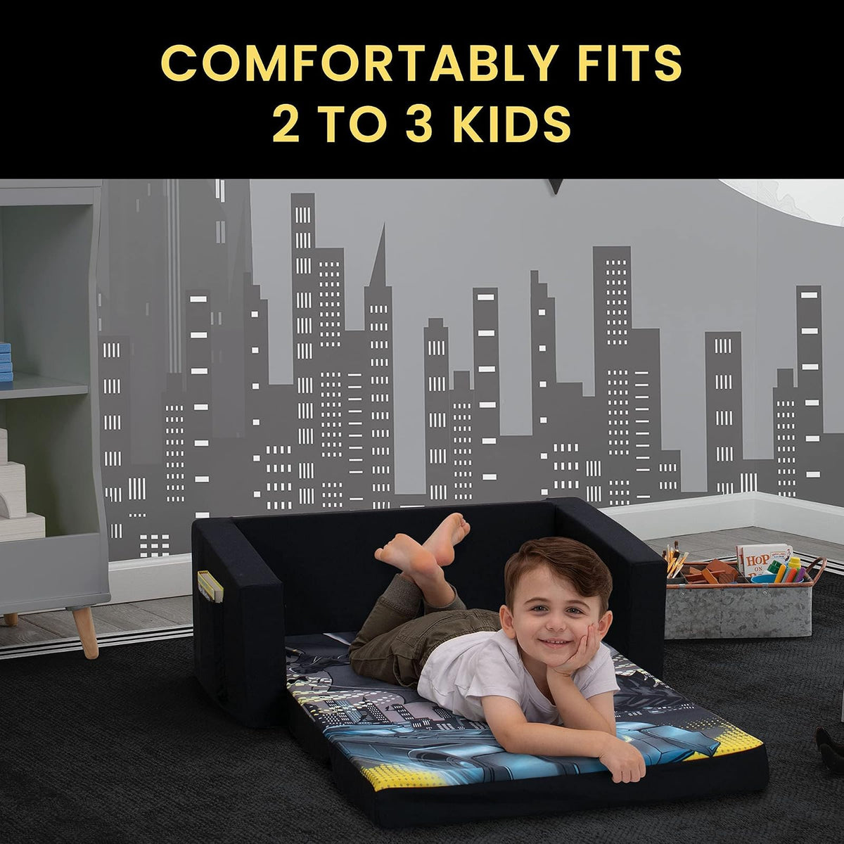 Delta Children - Sofá plegable Batman Cozee, sofá convertible 2 en 1 a tumbona para niños de