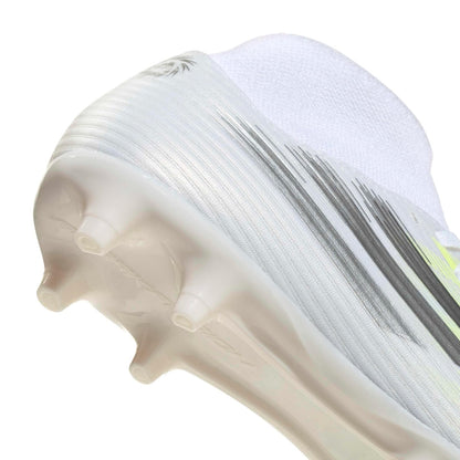 adidas F50 Spackfusion Club Tacos de Fútbol para Mujer Tracción Sprintplate Fusion Terreno Firme/Pasto Artificial Tipo Corte Medio Color Blanco, 28.5 cm