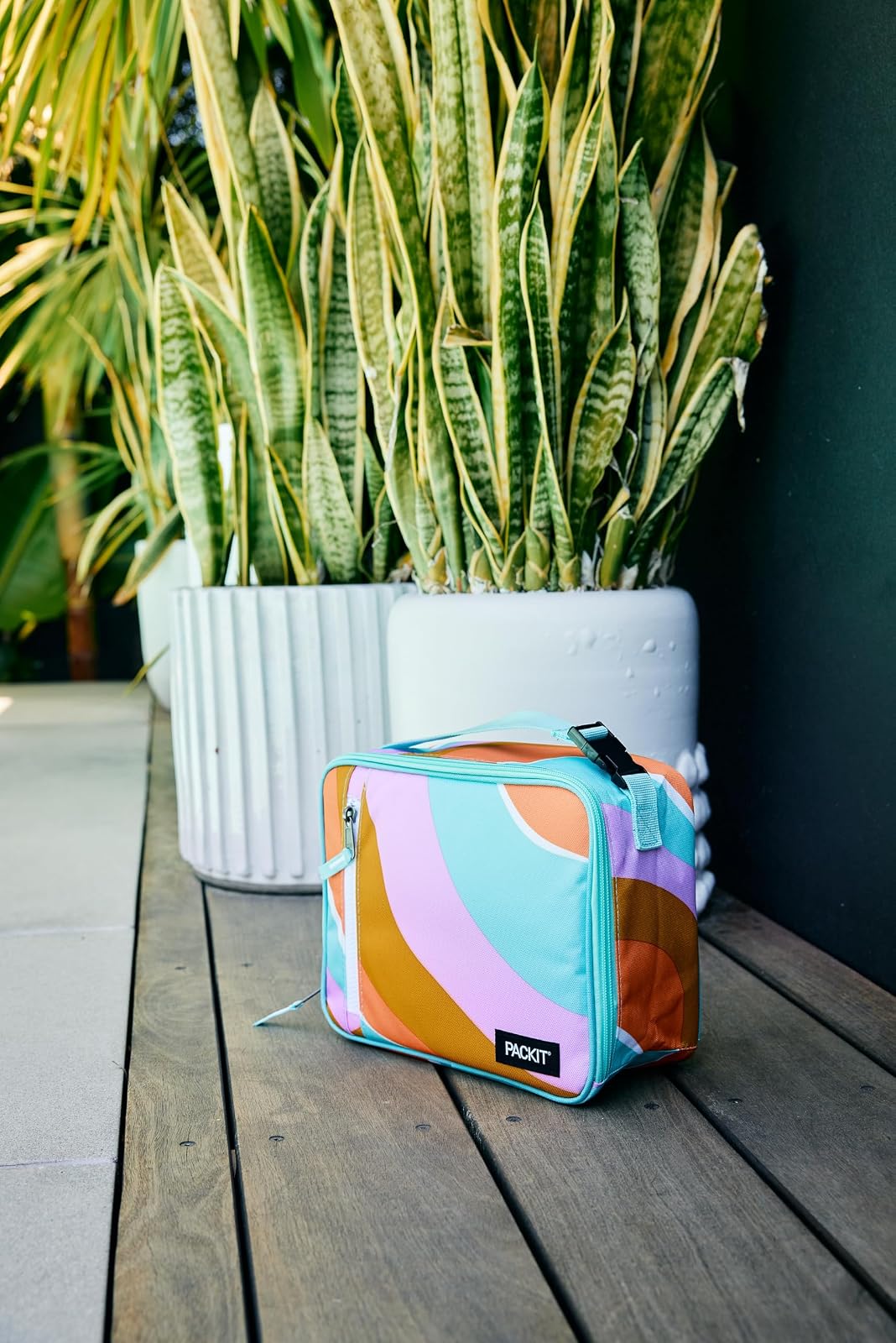 PackIt - Fiambrera clásica congelable, estilo retro, construida con tecnología ECOFREEZE, totalmente congelable, plegable, reutilizable, con bolsillo frontal con cierre y asa de hebilla, diseñada para
