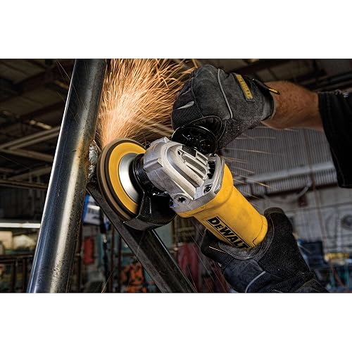 DEWALT Esmeriladora Angular de 4-1/2" (115mm) - 5" (125mm), 1200W, DWE4212