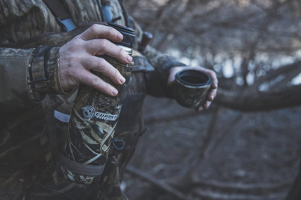 Cupped Waterfowl Termo de camuflaje frío y caliente de 1 litro | Realtree MAX-7 Camo