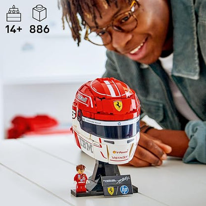 Lego Editions Scuderia Ferrari HP: Casco de Charles Leclerc – Decoración y Artículo de Colección de F1 – Set para Construir y Exhibir – Casco Lego con Minifigura – 43014