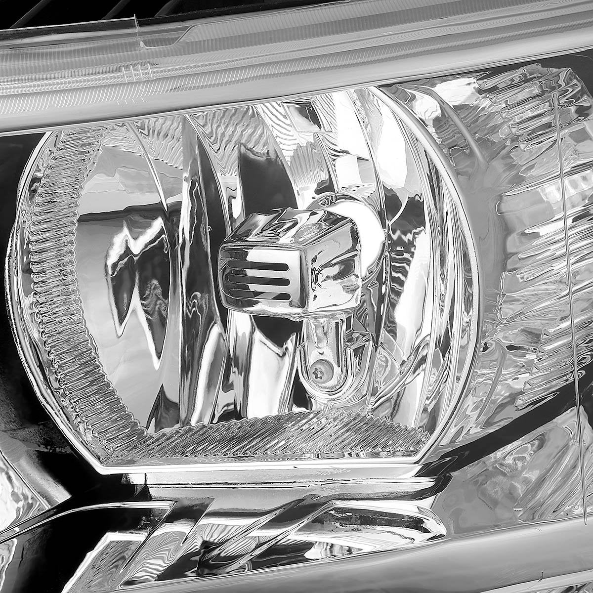 DNA Motoring Par de Faros Delanteros Cromados/Ámbar, HL-OH-CSIL07-CH-AM [compatible con Silverado 1500 07-14/2500 HD 3500]