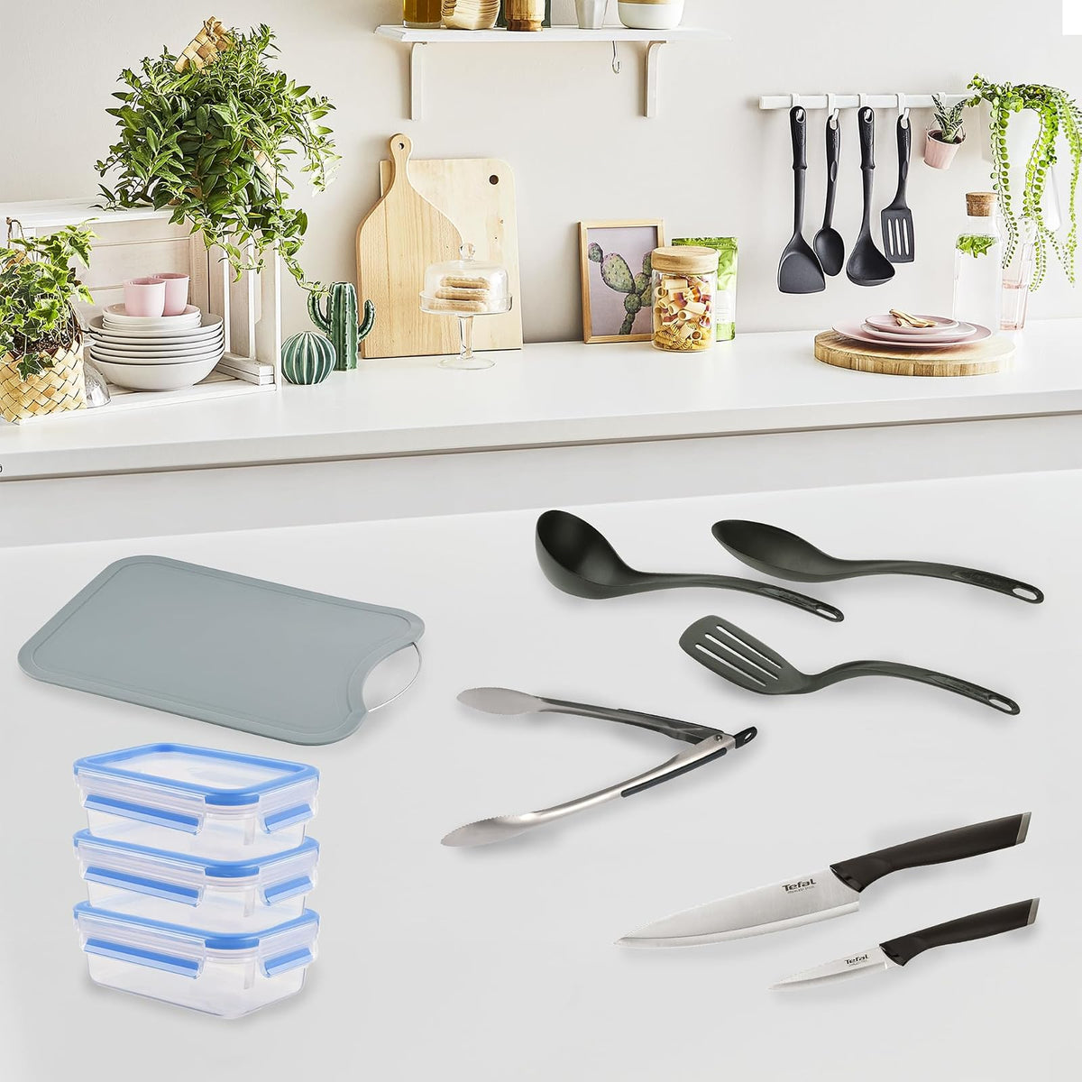 T-fal Mega set de cocina con amplia tabla para picar color gris, cuchara, cucharón, espátula, pinzas, set de 2 cuchillo (pelador 9 cm y chef 15 cm) s y 3 contenedores de 0.55 ml., K2219355M