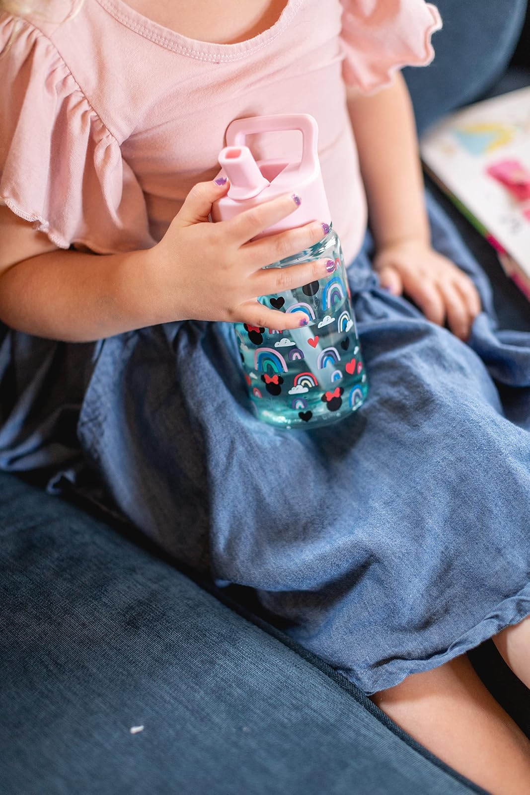 Simple Modern Disney Princess - Botella de agua para niños, de plástico, sin BPA, con tapa de popote a prueba de fugas, reutilizable y duradera para niños pequeños, niñas, colección Summit | 12 onzas,