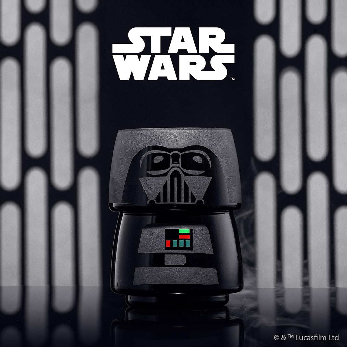 JoyJolt - Juego de 2 vasos apilables de Star Wars de 8 onzas Darth Vader con cabeza y cuerpo, divertidos juegos de vasos de cocina o bar para el hogar, regalo de Star Wars