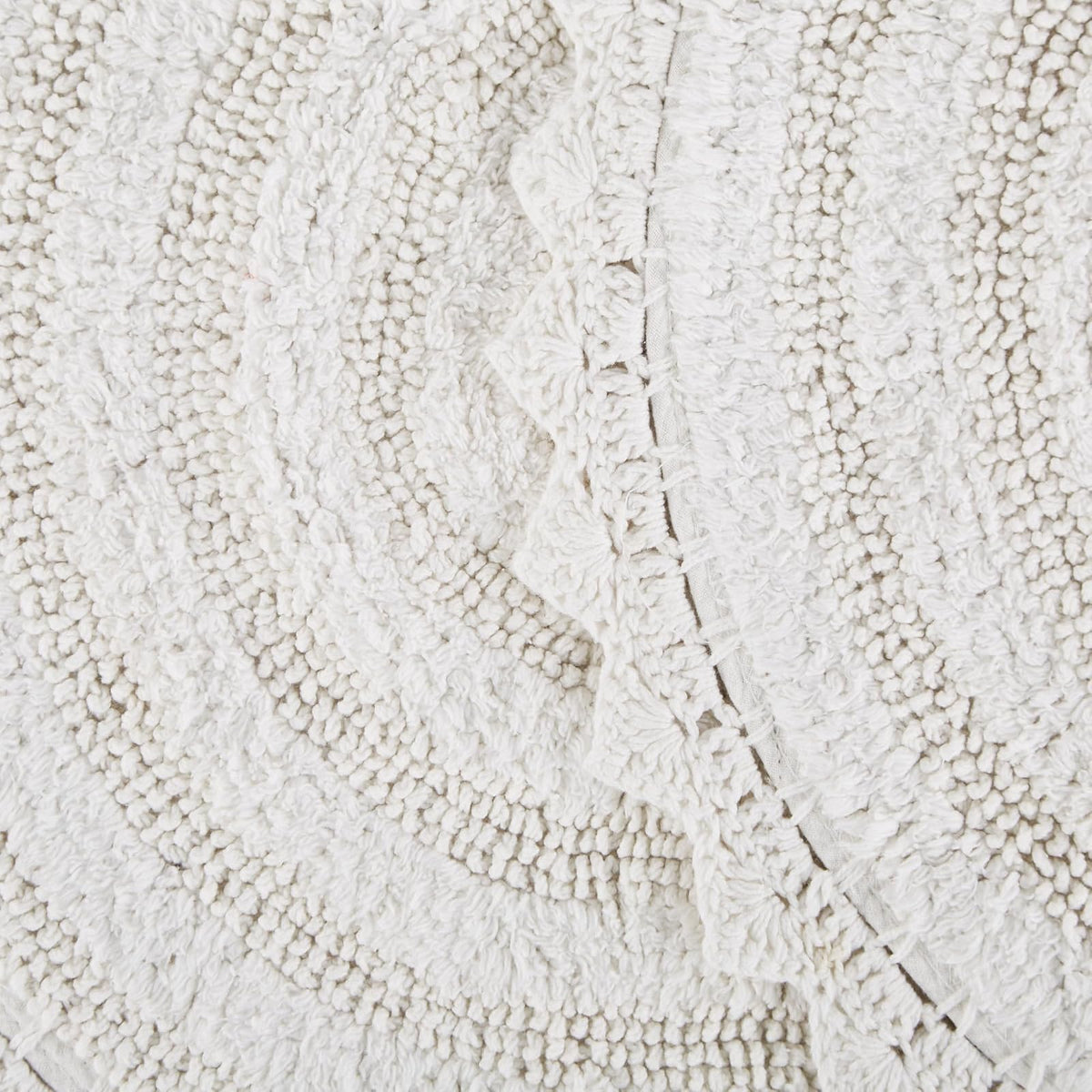 DII Ultra Soft Spa Cotton Crochet Oval Bath Mat or Rug Place in Front of Shower, Vanity, Bath Tub, Sink, and Toilet, 21 x 34" - White