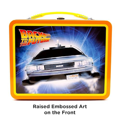 AQUARIUS Back to the Future Gen 2 Fun Box - Caja de almacenamiento de lata resistente con mango de plástico y cubierta frontal en relieve, producto oficial XXXXX y regalo coleccionable para niños,