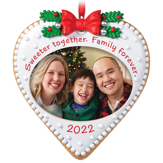 Hallmark Keepsake Adorno de Navidad 2022 con Fecha de año, Marco de Fotos para Galletas Family Forever