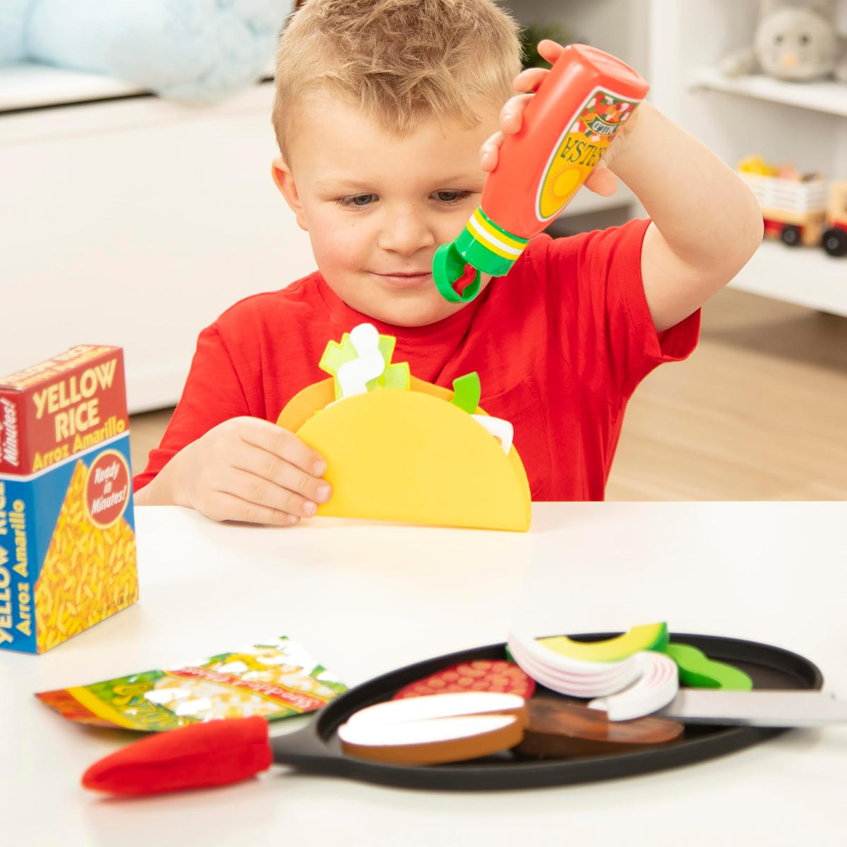 Melissa & Doug Juego de Tacos y Tortilla Para Rellenar y Doblar, Comida de Juguete, Comida Mexicana de Juguete que se Puede Cortar, Juguete de Madera, Sartén y Más (43 Piezas)